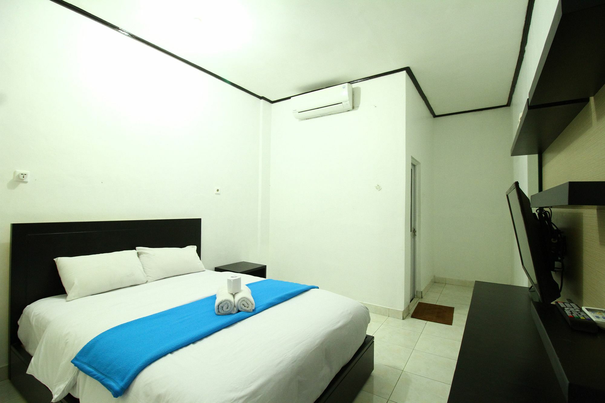 Dua Dara Inn Kuta Legian  Ngoại thất bức ảnh