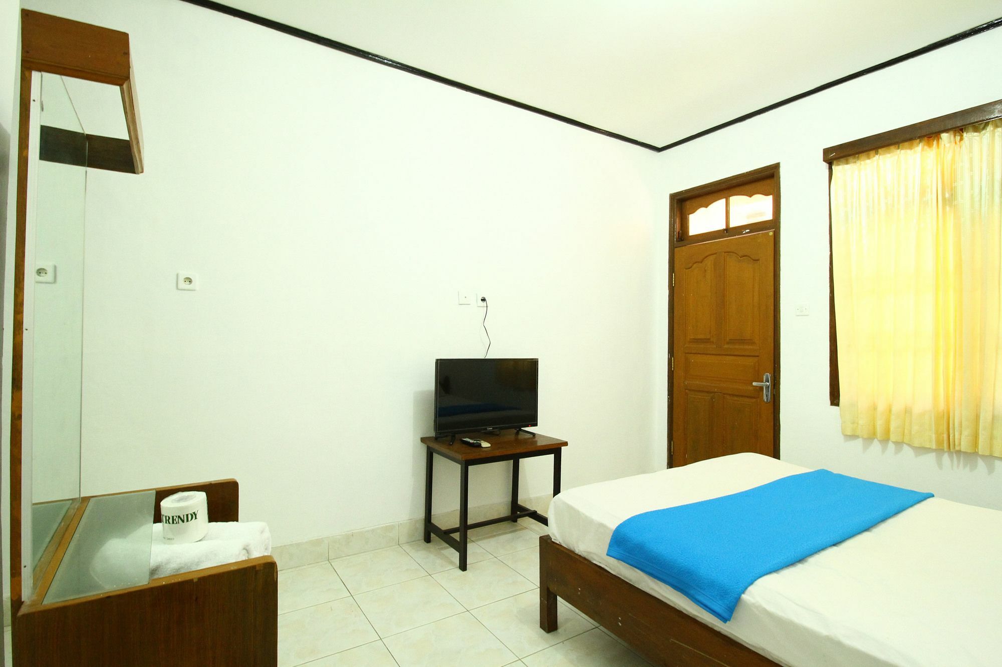 Dua Dara Inn Kuta Legian  Ngoại thất bức ảnh