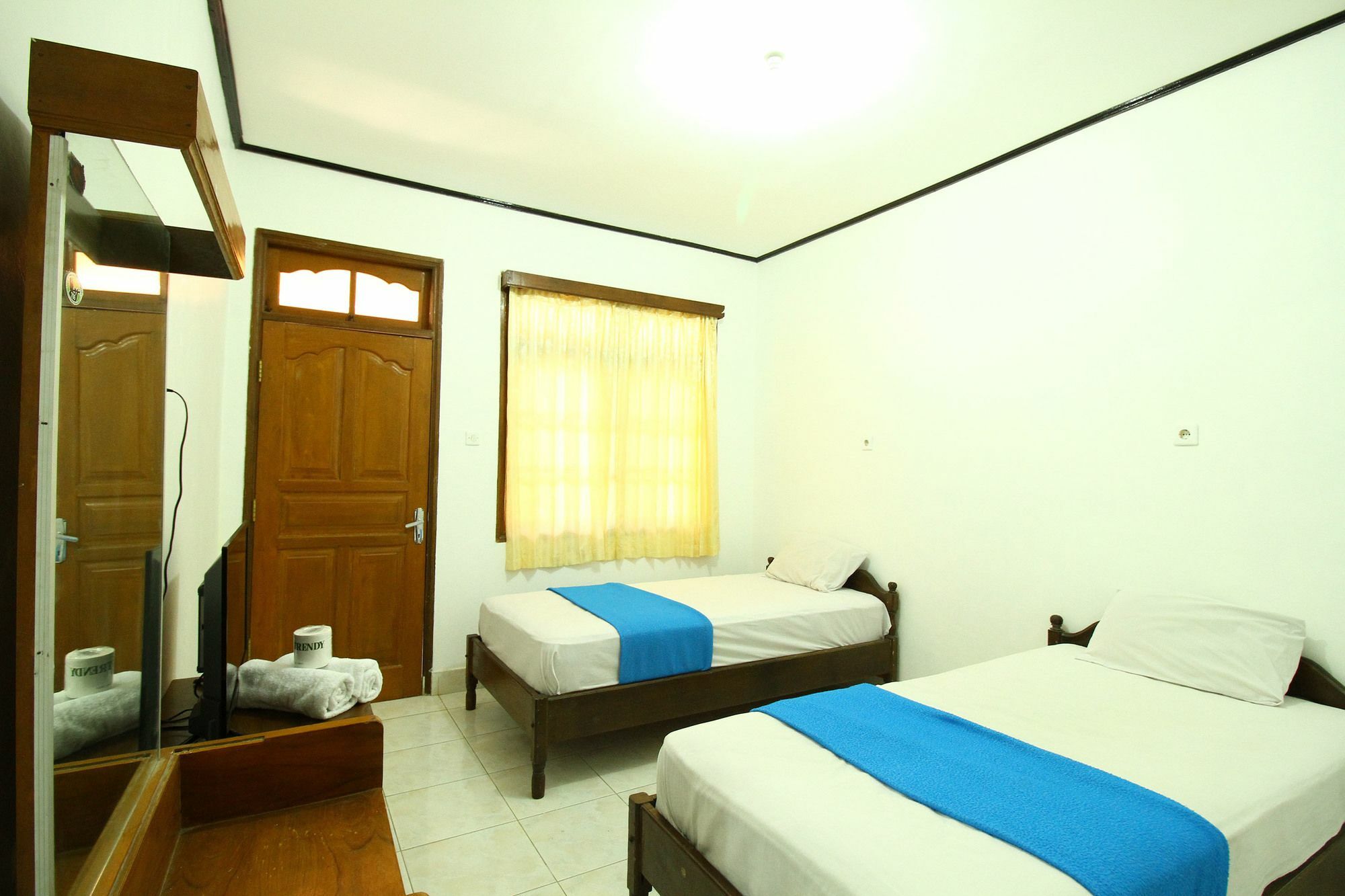 Dua Dara Inn Kuta Legian  Ngoại thất bức ảnh