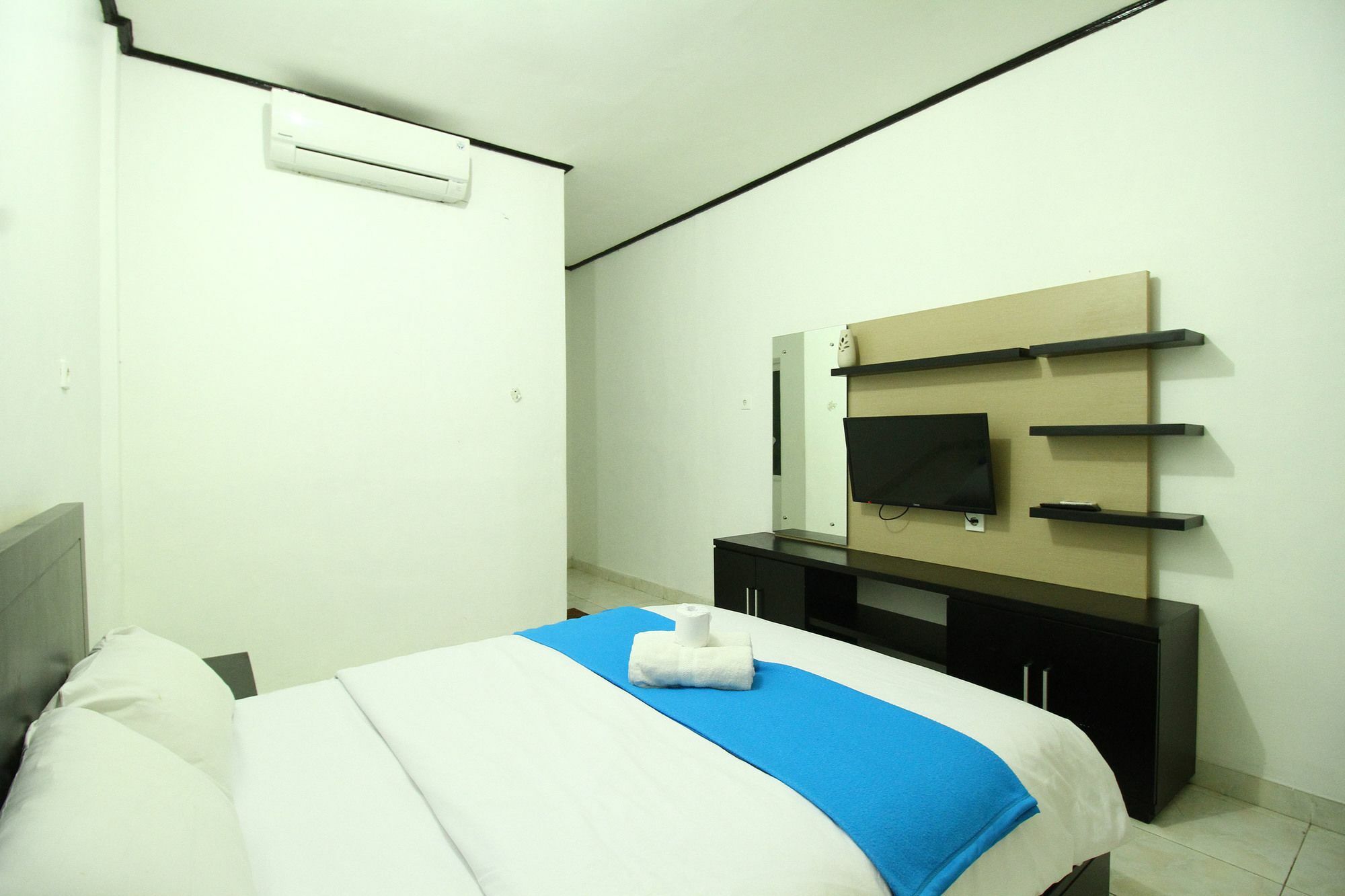 Dua Dara Inn Kuta Legian  Ngoại thất bức ảnh
