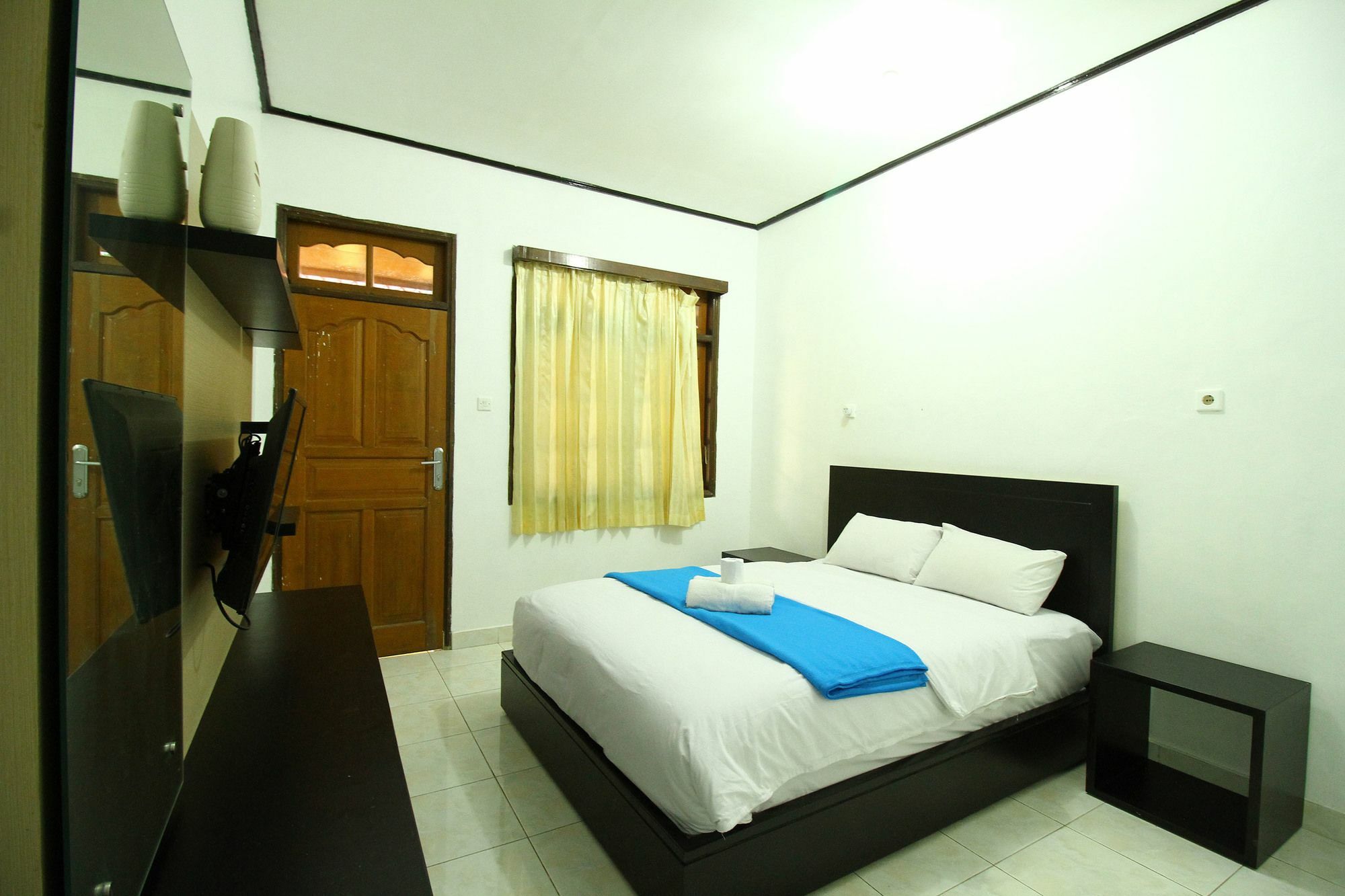 Dua Dara Inn Kuta Legian  Ngoại thất bức ảnh