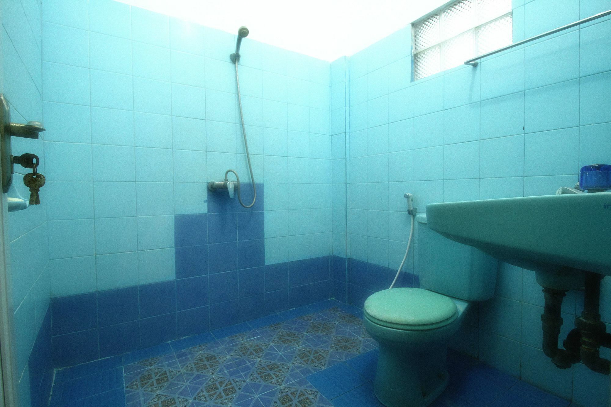 Dua Dara Inn Kuta Legian  Ngoại thất bức ảnh